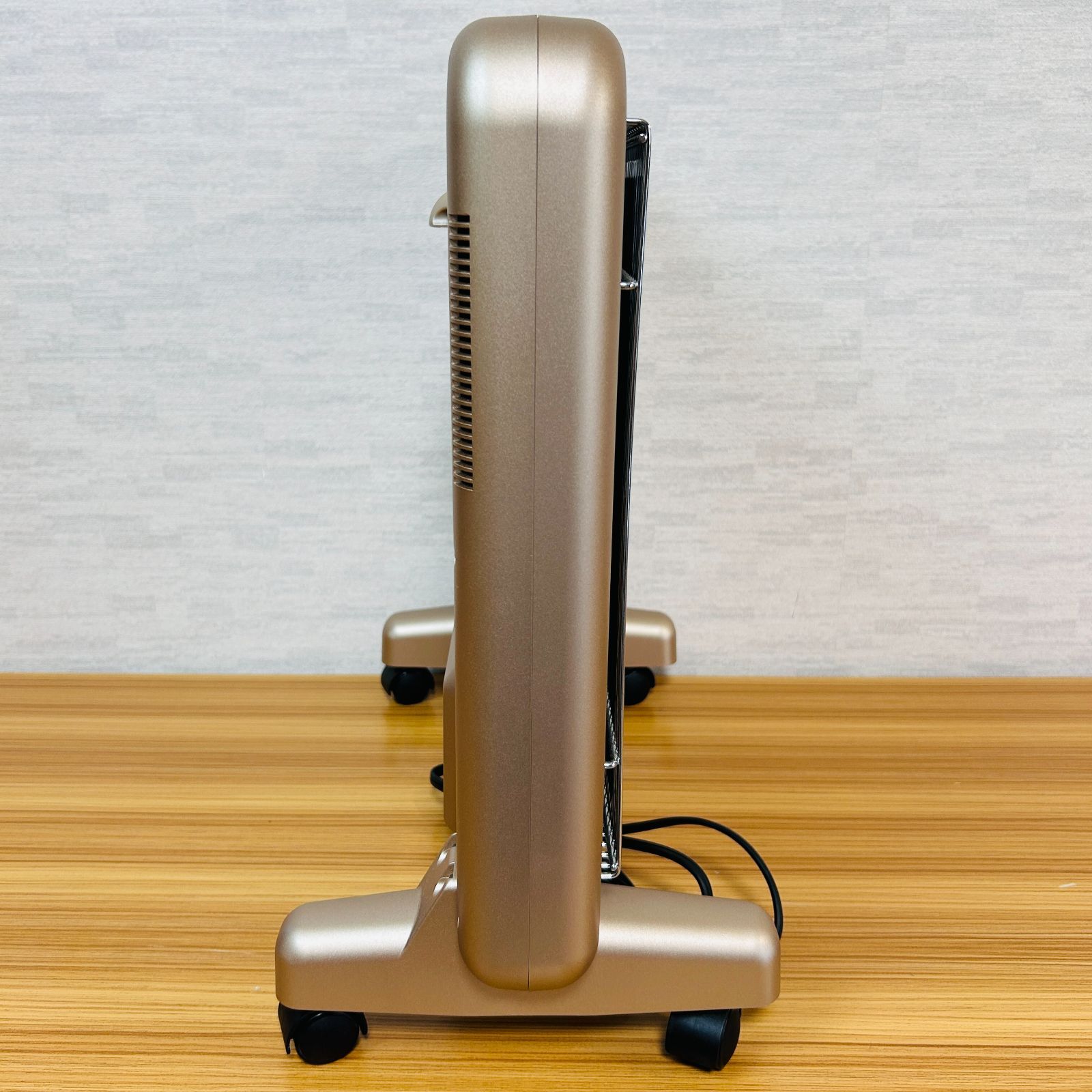 日本遠赤外線 サンルミエ 800SD パネルヒーター シャンパンゴールド ブラックパネル N800L-SD 暖房機器 WWW_KANDAIZUMI_COM