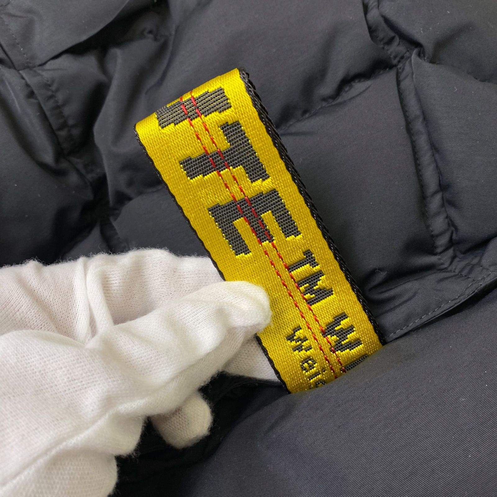 OFF－WHITE ダイアゴナル　ブラッシュダウンジャケット 駅南やまご質店オンラインショップ / オフホワイト Off-White