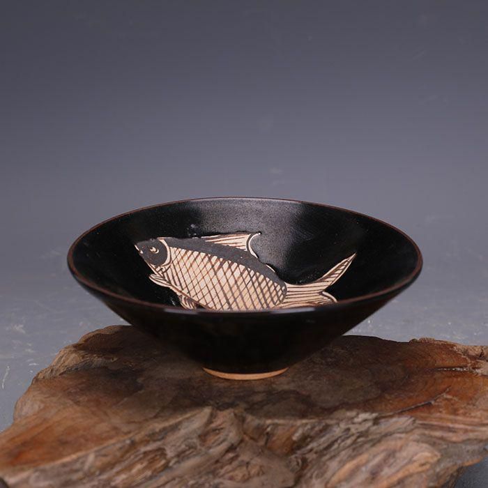 宋代吉州窯黒釉彩画魚紋斗笠碗 茶器 景徳鎮 陶磁器 装飾品現代工芸品美術品 置物 宋代吉州窯黒釉彩画魚紋斗笠碗 茶器 景徳鎮 陶磁器 装飾品現代