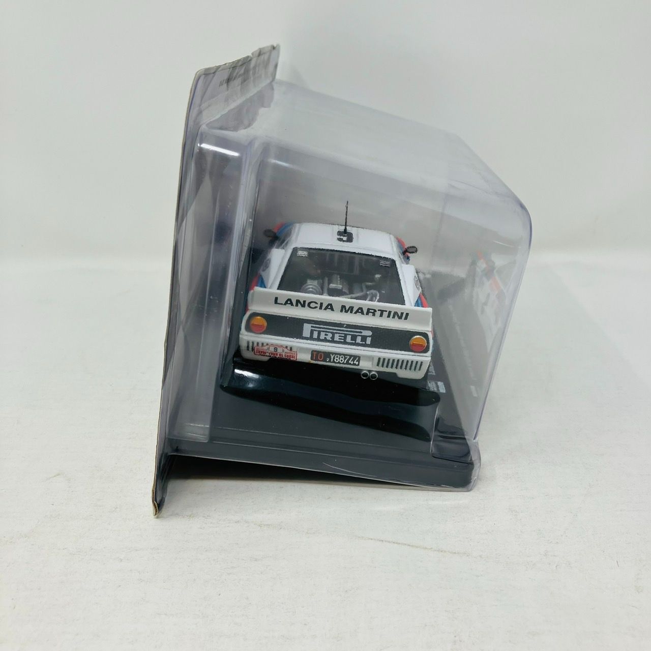 【WRCラリーカー】1/24 ランチア ラリー 037 (1983) Amazon.co.jp: WRCラリーカー 1 24 ランチア ラリー 037 1983
