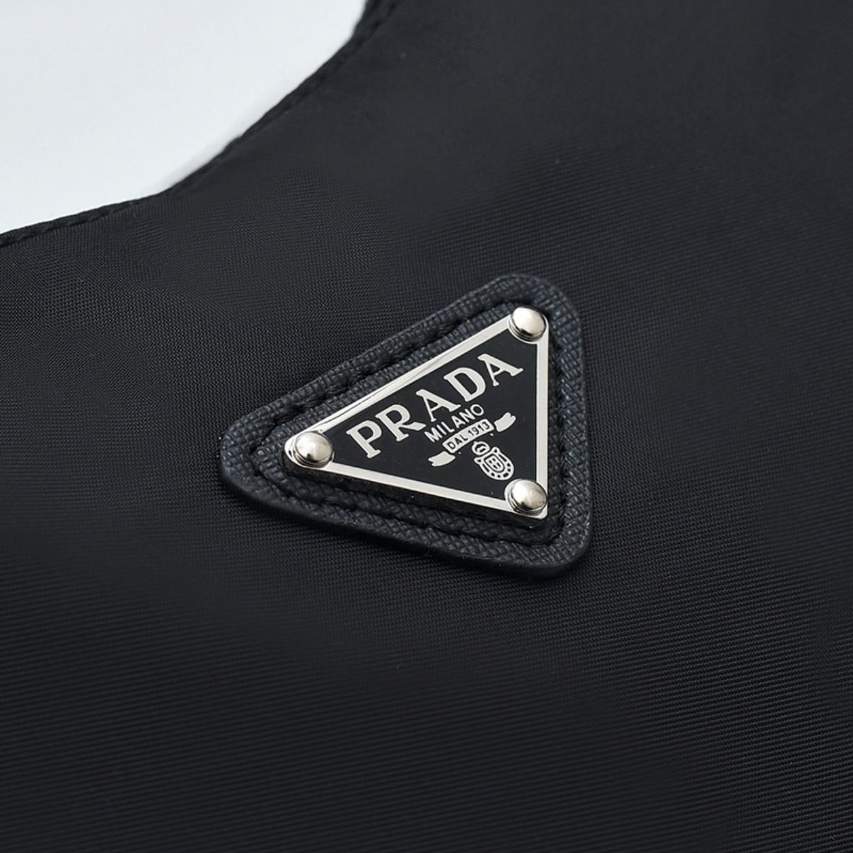 数量限定】新品未使用 PRADAプラダ ポーチ ノベルティショルダー