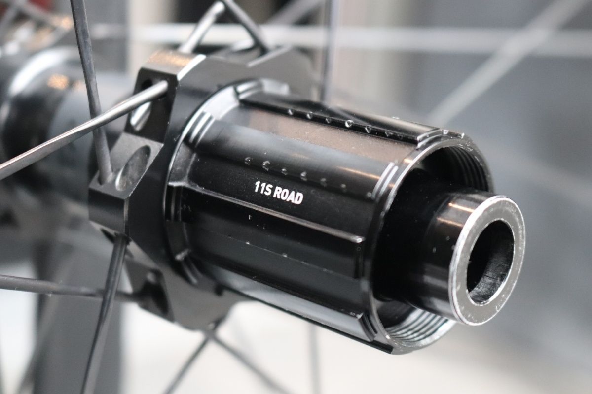 ボントレガー BONTRAGER アイオロス AEOLUS 3 カーボン チューブ