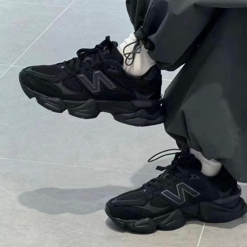 New Balance 9060 黒 スニーカー　23.5 ※商品説明必読 7/11・7/13発売｜New Balance 9060 