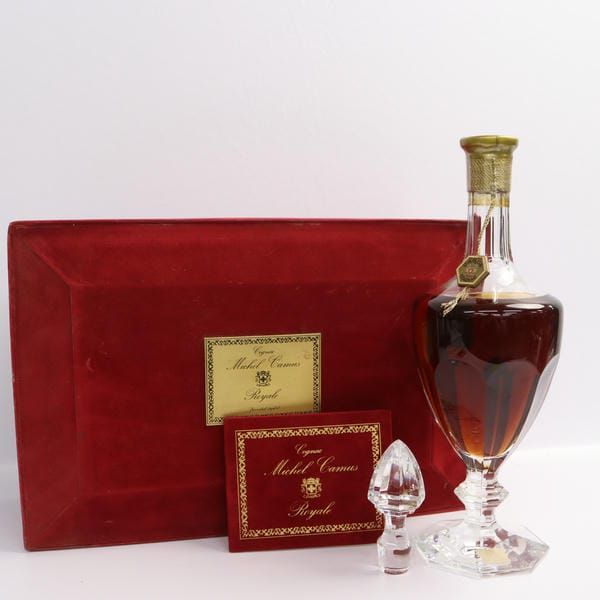 CAMUS（カミュ）ミシェル ロイヤル バカラ 40% 700ml ※液漏れ跡