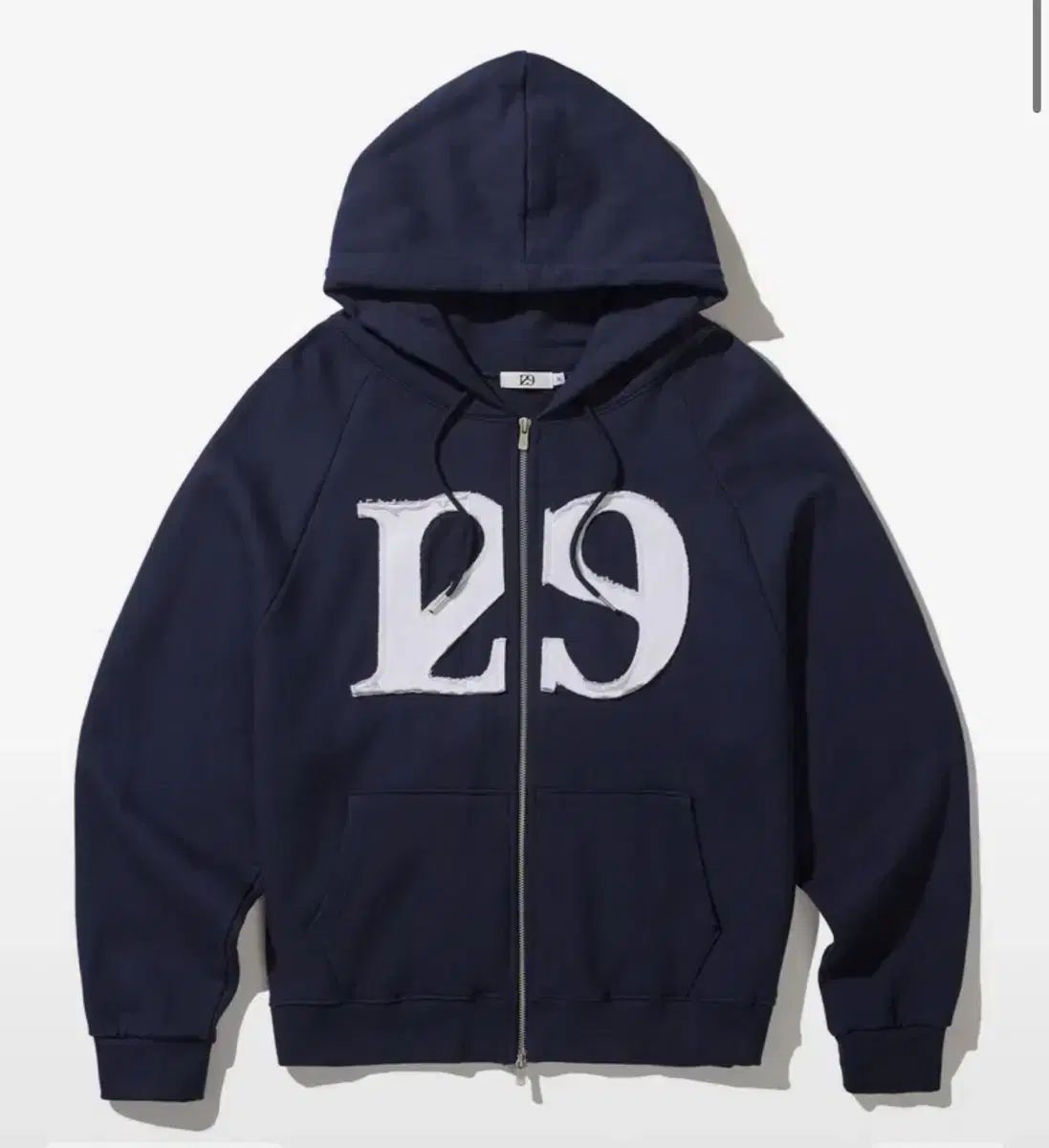イリゴ 129 ロゴ パッチ フード ジップアップ ネイビー L 販売しています