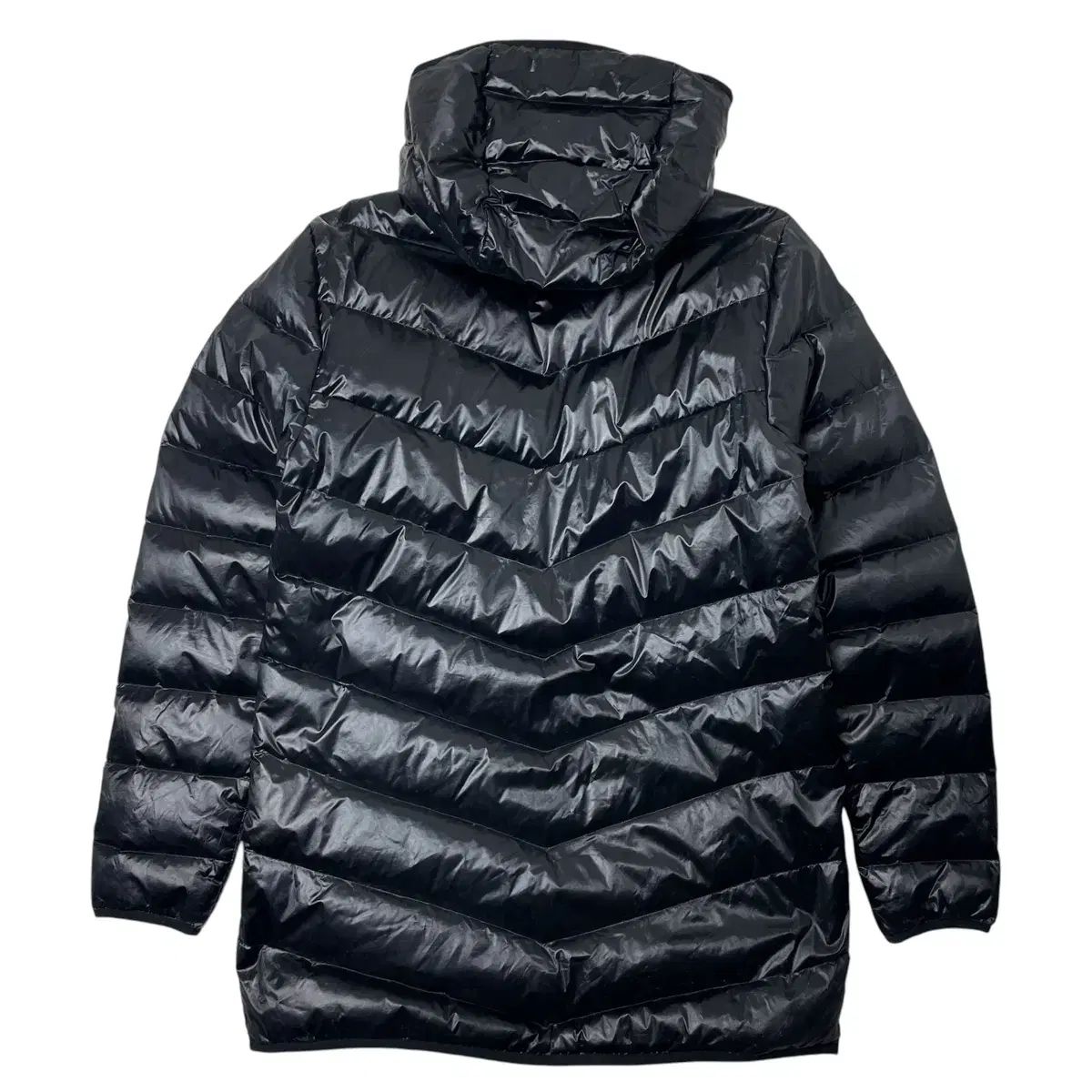 Nike(ナイキ） 光沢 ダウンジャケット 黒 L - メルカリ