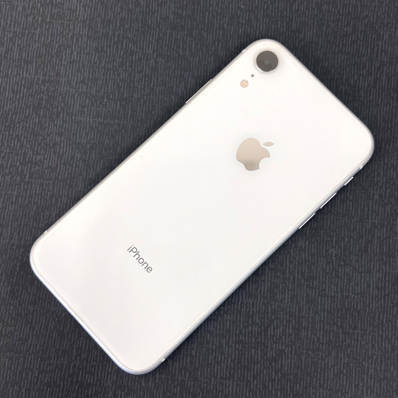 iPhone XR 64GB SIMロック解除済 ホワイト MT032J/A SIMロック解除済】au iPhoneXR A2106 (MT032J/A) 64GB ホワイト|中古