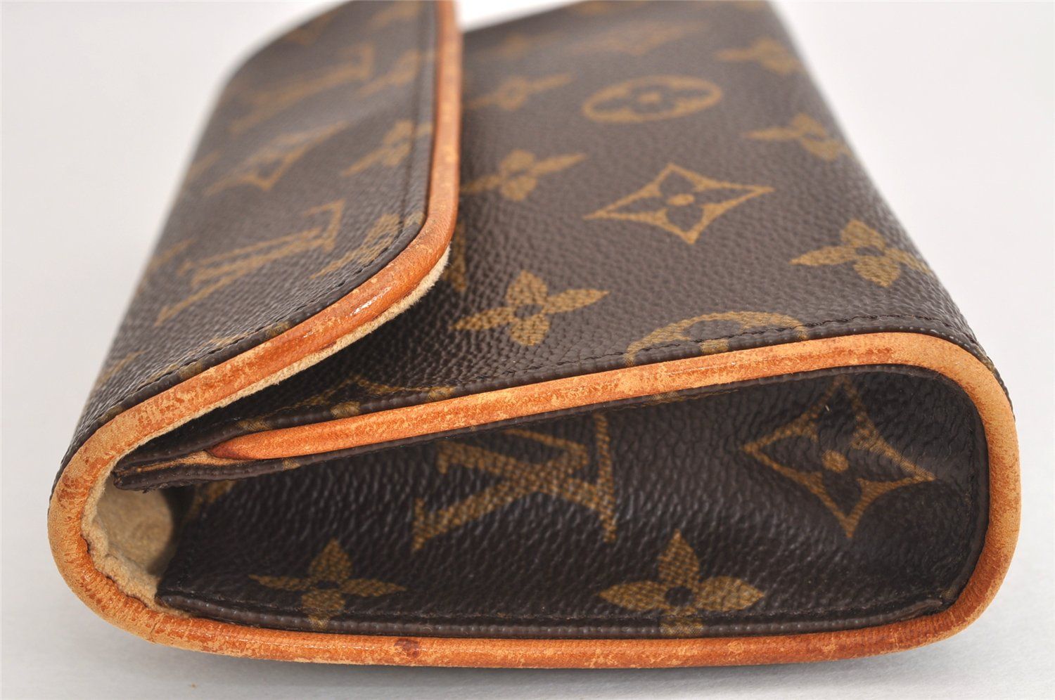 ˏˋお値下げしましたˎˊ˗BVLGARI クラッチ手提げチェーン付き