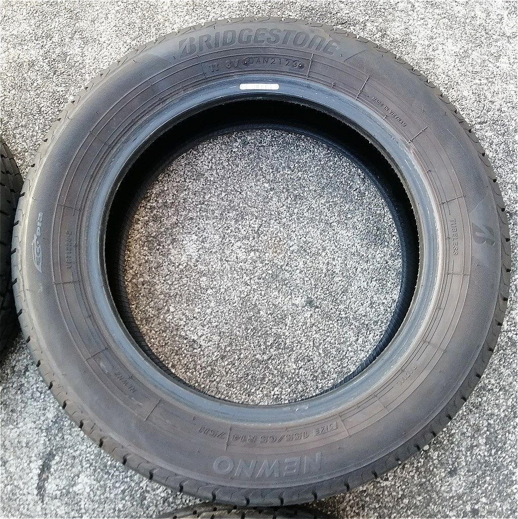 夏タイヤ BRIDGESTONE