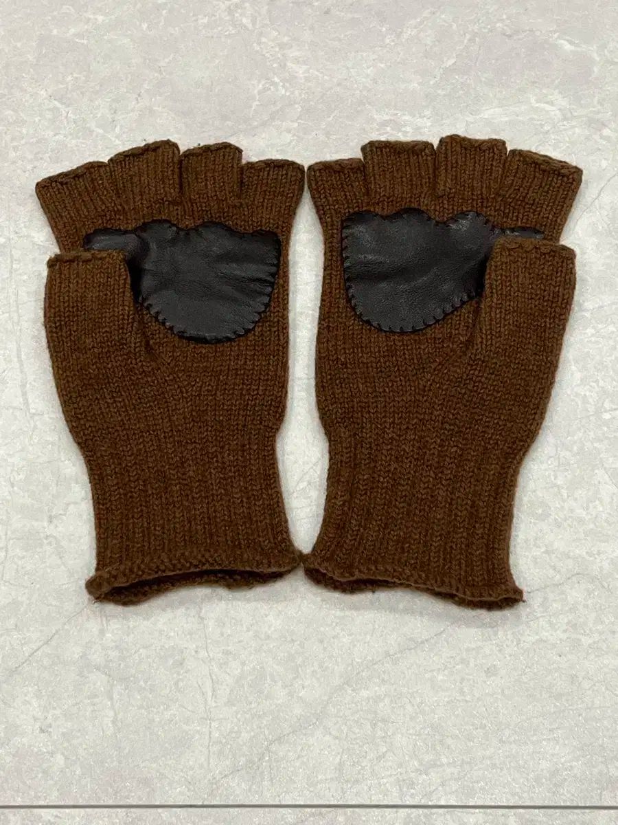 Rare color イーストログ フィンガーレス 手袋