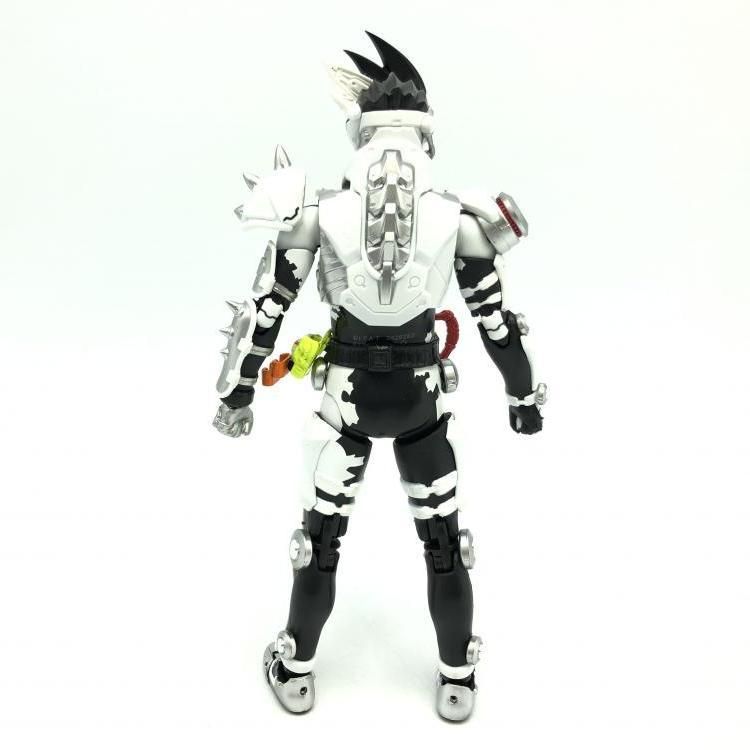 中古】S.H.Figuarts 仮面ライダーゲンム ゾンビアクションゲーマー