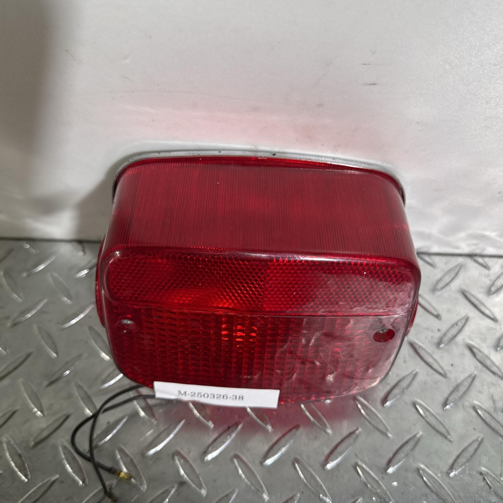 KAWASAKI KZ1000 テールランプ カワサキ [M-250326-38]