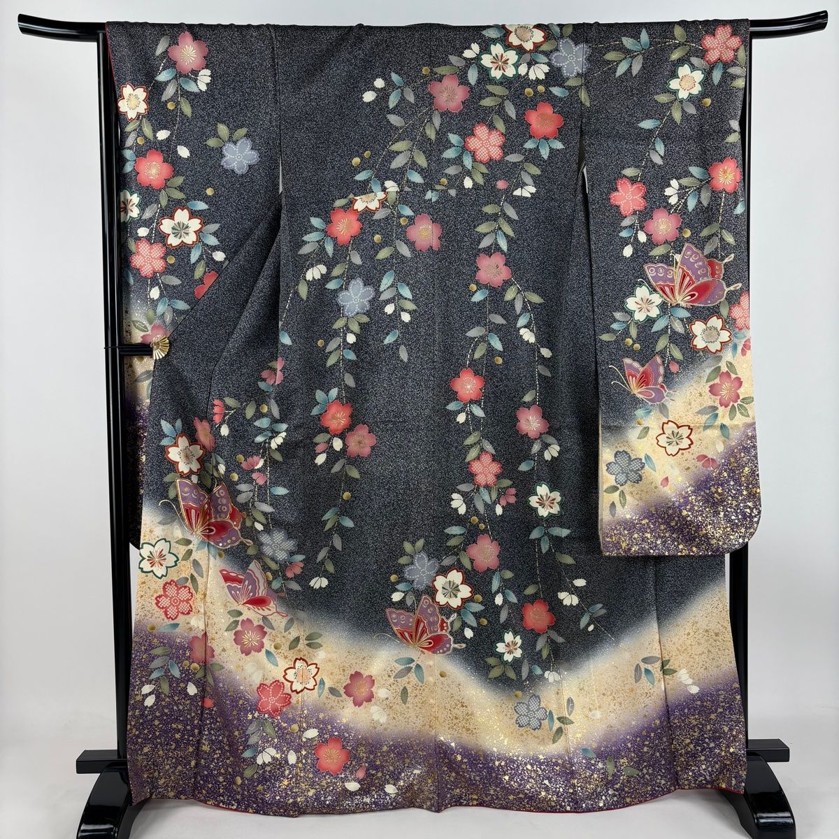 振袖 身丈167cm 裄丈65.5cm M 袷 蝶 桜 金糸 金彩 墨色 正絹 名品