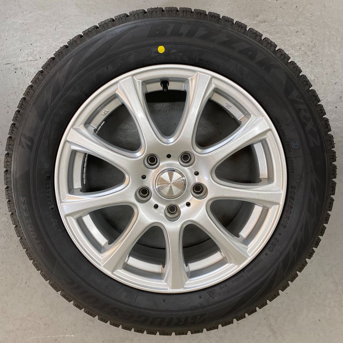 国内正規品】新品タイヤ 205/60R16 92Q BRIDGESTONE ブリヂストン ...