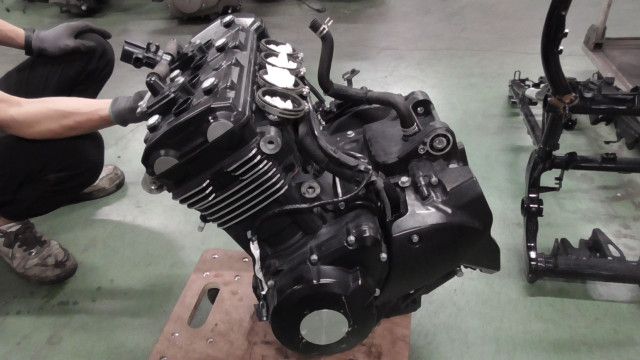 Z900RS ZR900C-028xxx の エンジン 圧縮 14 15 14 15 1748909145