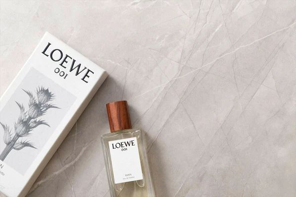 ストーン柄 引き出し付きテレビ台