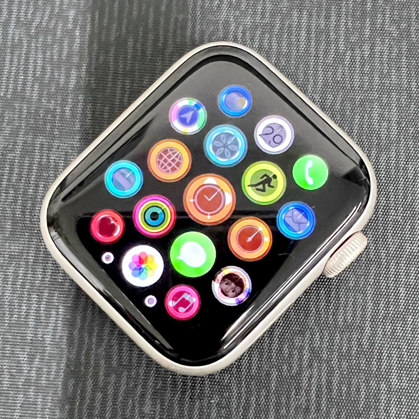 Apple Watch SE2 GPS 40mm スターライト MNJP3J/A