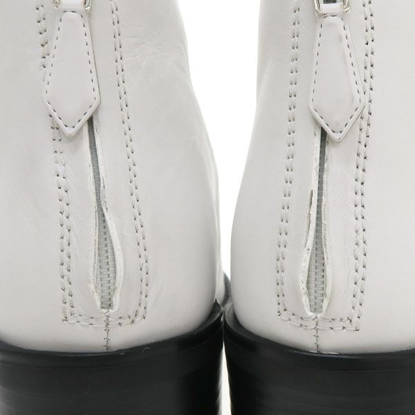 ミュウミュウ ショートブーツ