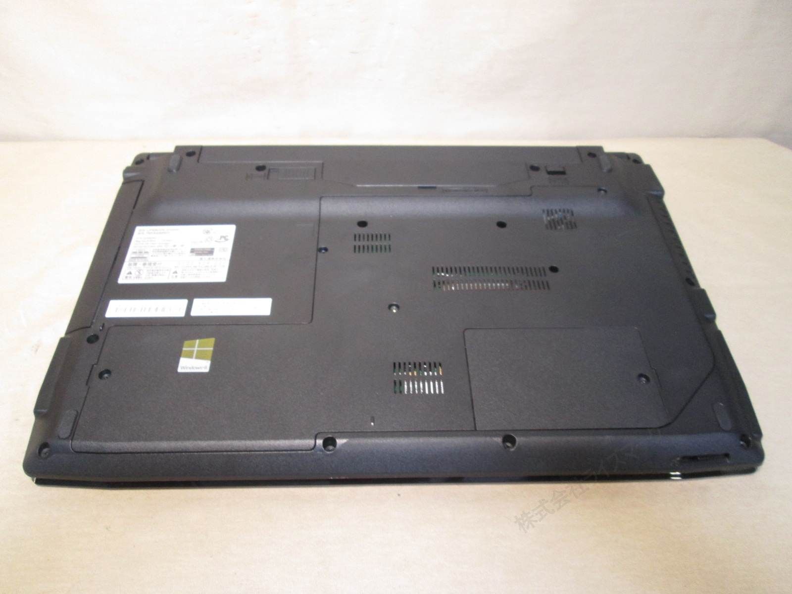富士通 FMV LIFEBOOK AH45/M【Core i3 4010U】 【Windows8モデル