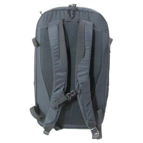 ロウアルパイン Lowe alpine Depot 28 Rab バックパック リュックサック アウトドア 登山 クライミング 大容量 28L 黒 ブラック X