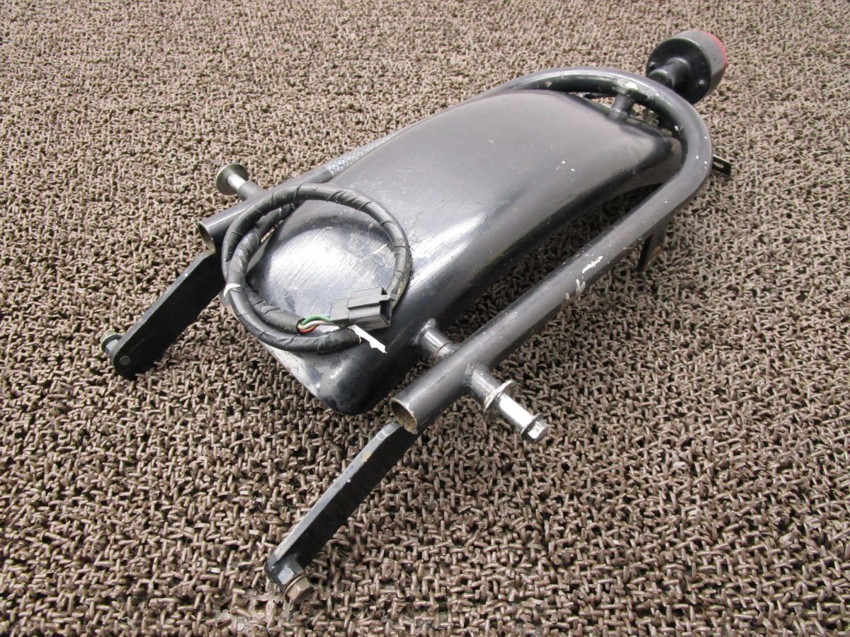 エストレヤ 社外 リアフェンダー テールランプ フラット □A5885 BJ250A カスタム素材に カワサキ BJ250AE Estrella キャブ車