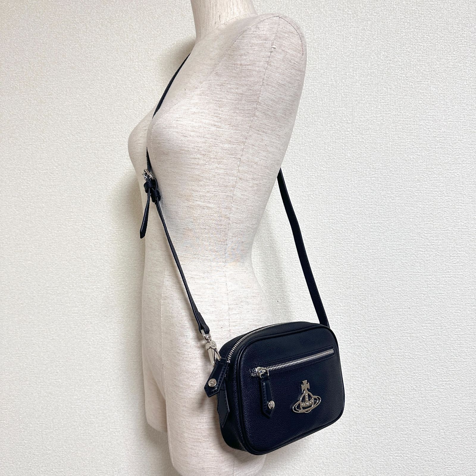 美品 Vivienne Westwood ヴィヴィアンウエストウッド ANNIE SV カメラ 