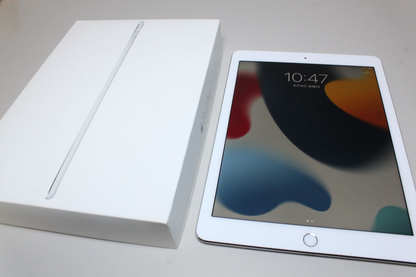 【ジャンク品】iPad Pro（9.7インチ）Wi-Fi/128GB〈NLMW2J/A〉A1673 ⑤