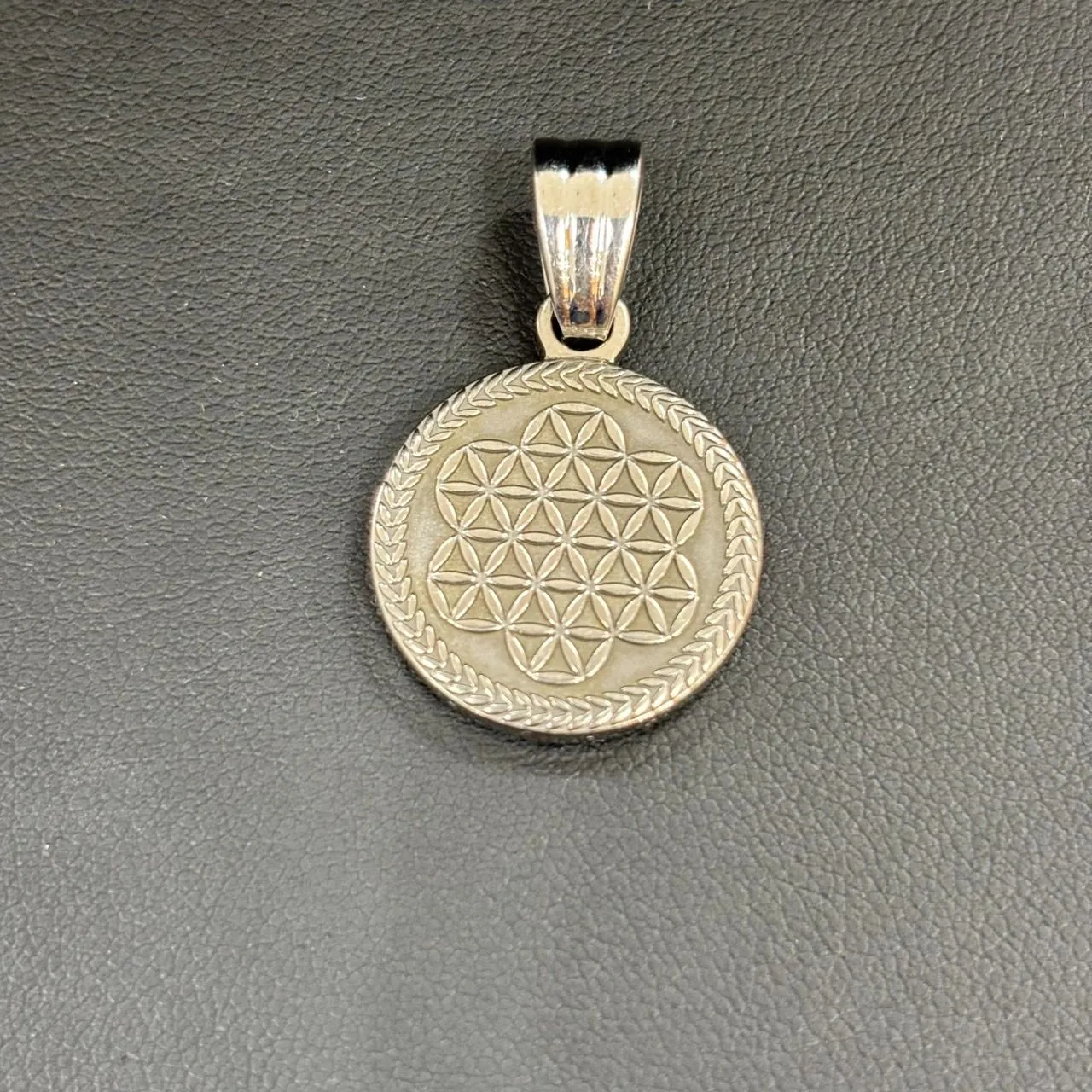 ナノバイブ インテンション エナジー ペンダント トップ 美品 Yahoo