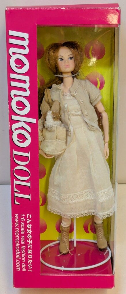 セキグチ momokoDOLL 仔犬と一緒
