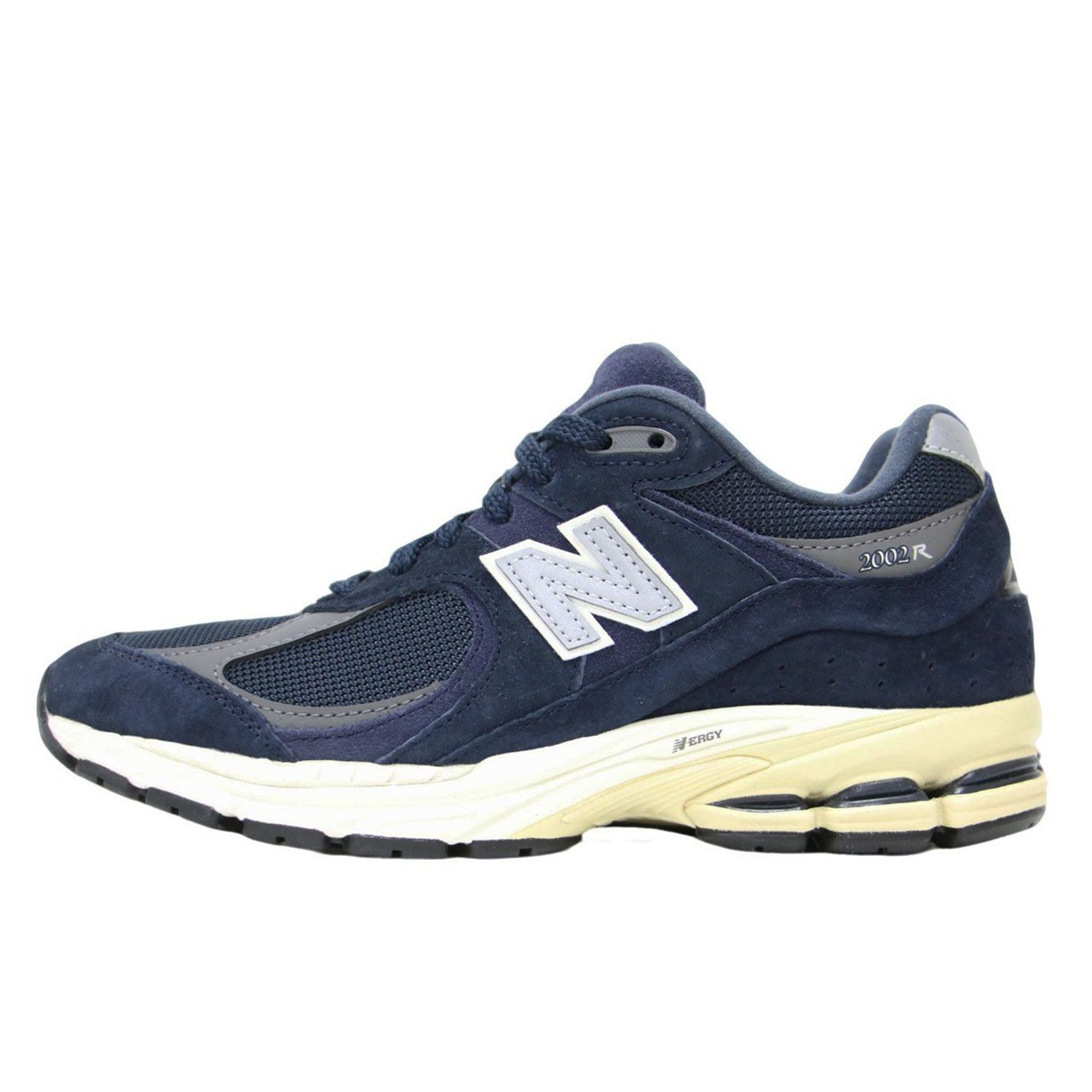 new balance　セットアップ　ネイビー ニューバランスパンツコレクション”WAIST TO TOE“にセットアップ
