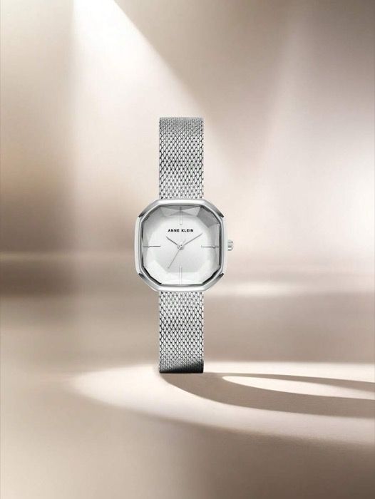 腕時計 レディース クォーツ シルバーステンレススチールクォーツブレスレットウォッチ 長方形ケース 調節 なメッシュブレスレット付きレディース用小型ヴィンテージウォッチ