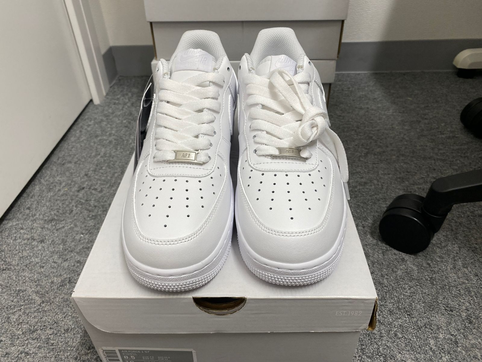 NIKE ナイキ
