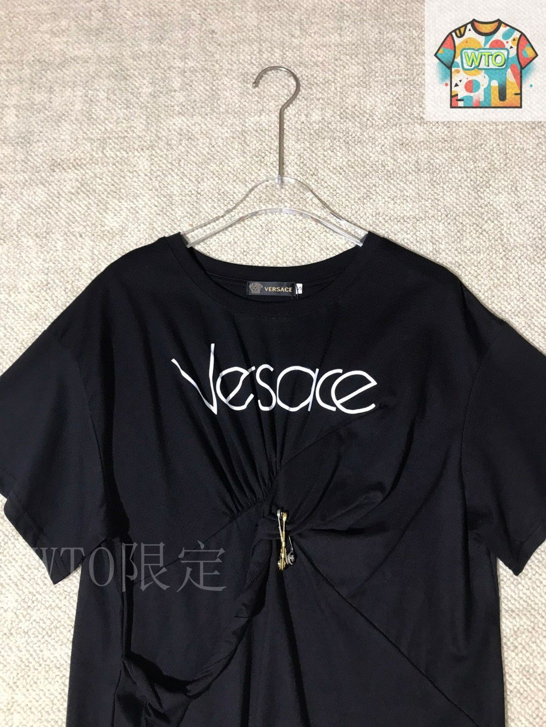 【VERSACE】コットンジャージー 刺繍Tシャツ Versace】刺繍入り コットンジャージーTシャツ☆関税込 子供服