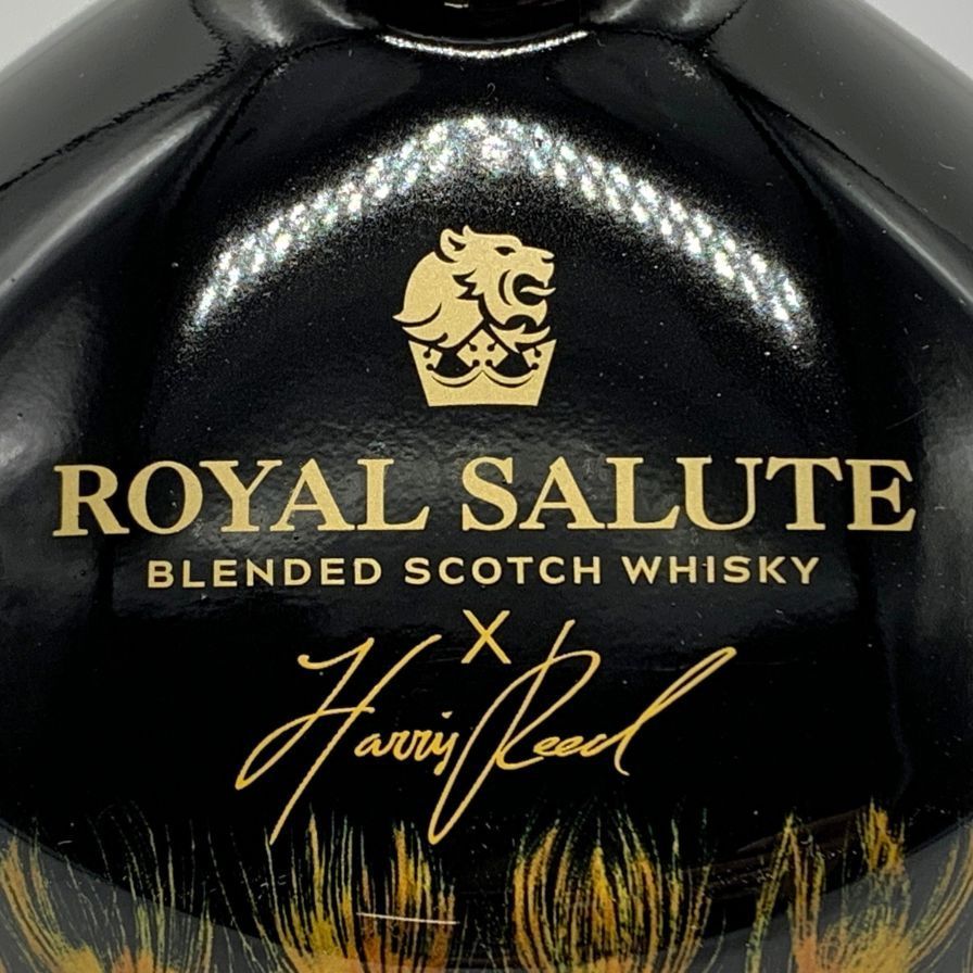 ロイヤルサルート - ロイヤル サルート 21年 ファッション コレクション ハリス リード【C0】 The 21 Year Old Harris Reed Edition - Royal Salute Whisky