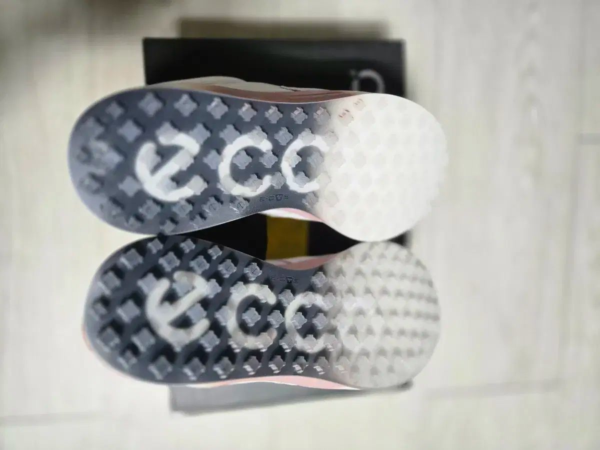 ゴルフシューズ ボア