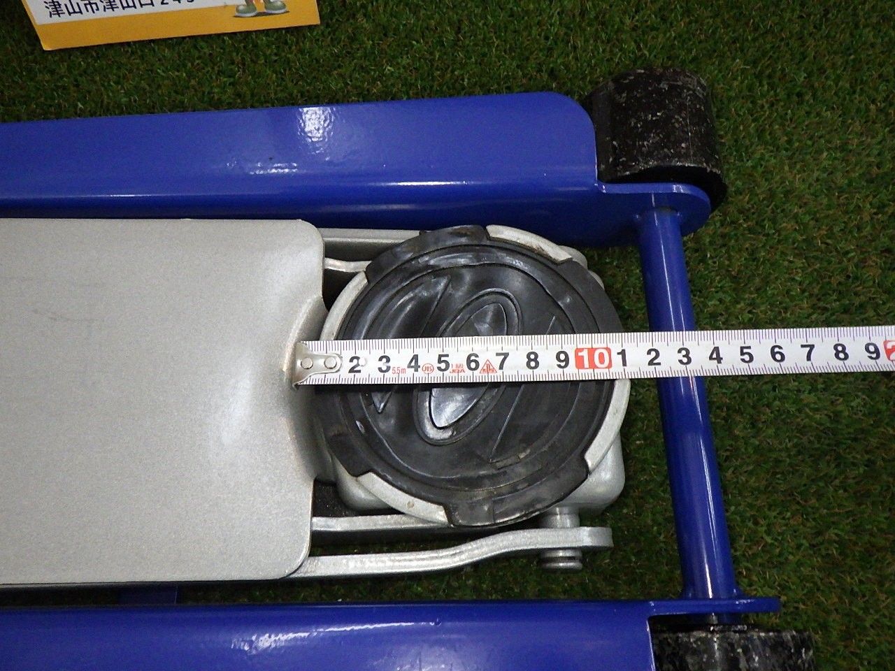 ガレージジャッキ