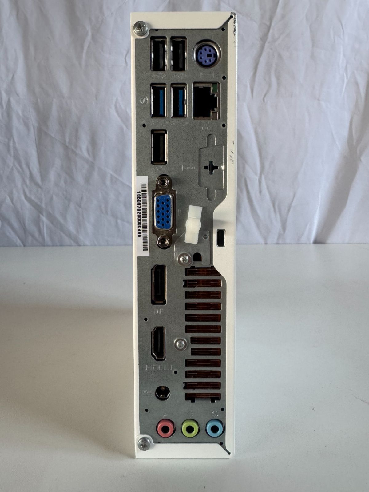 超小型・高性能】EPSON Endeavor ST190E|Core i7-8700T・32GB 超小型・高性能】EPSON Endeavor ST190E|Core i7-8700T・32GB