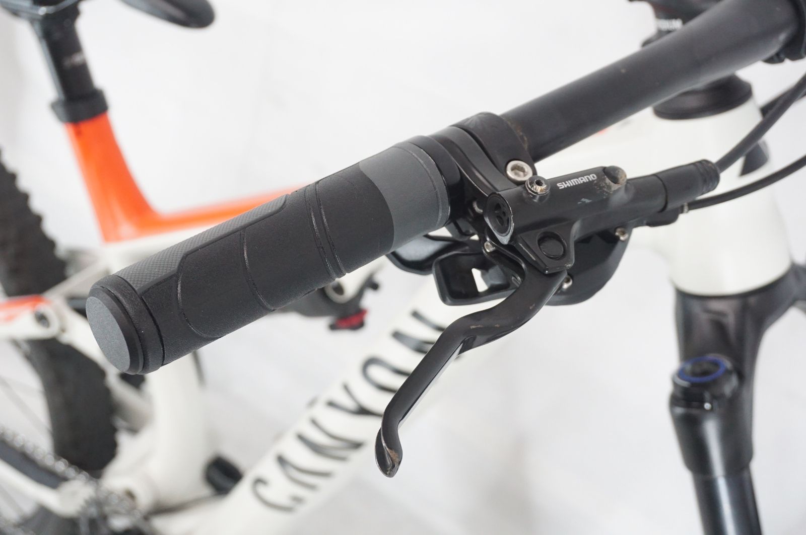 CANYON 「キャニオン」 NEURON YOUNG HERO 2021年モデル マウンテン