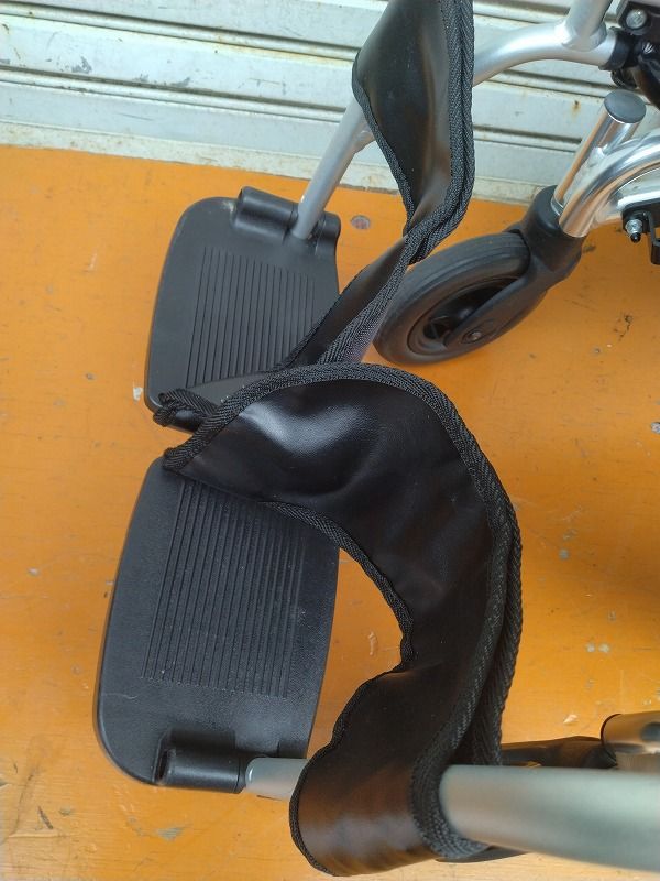 送料無料 一部地域を除く ミキ 介助式リクライニング車椅子 ティルト スキット7 SKT-7 KM-25-0910-03