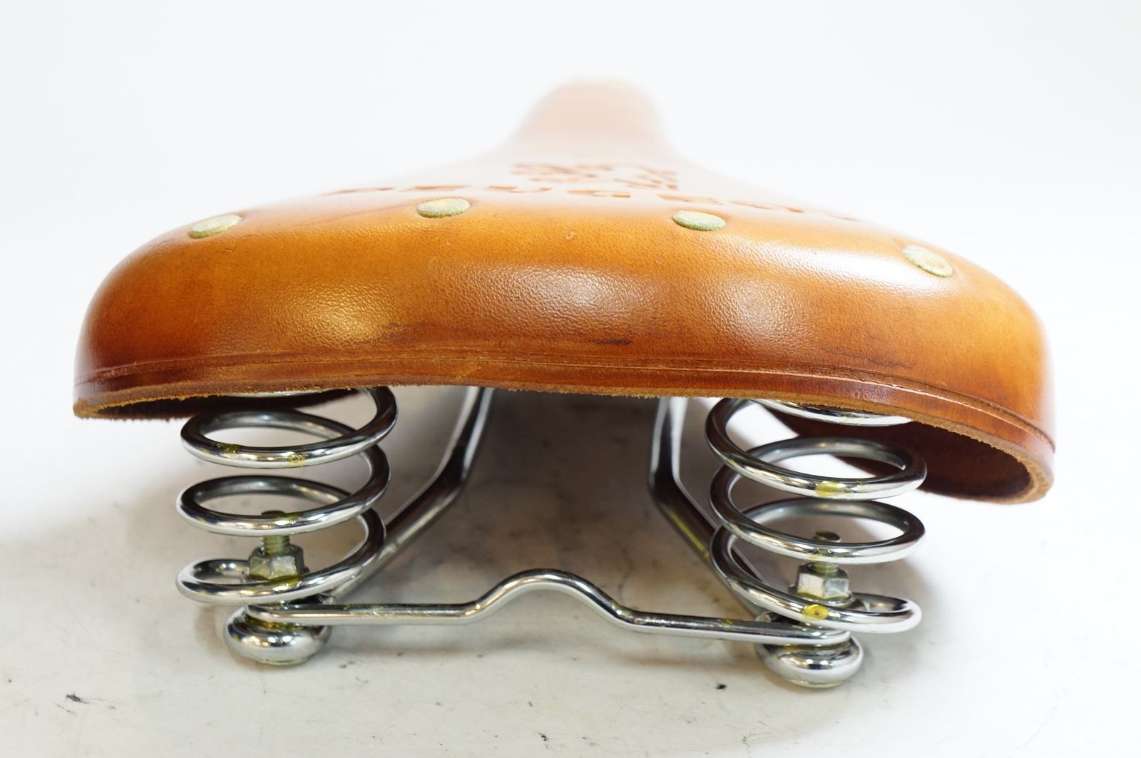 PEUGEOT 「プジョー」 レザー サドル / バイチャリ熊谷店 - メルカリ