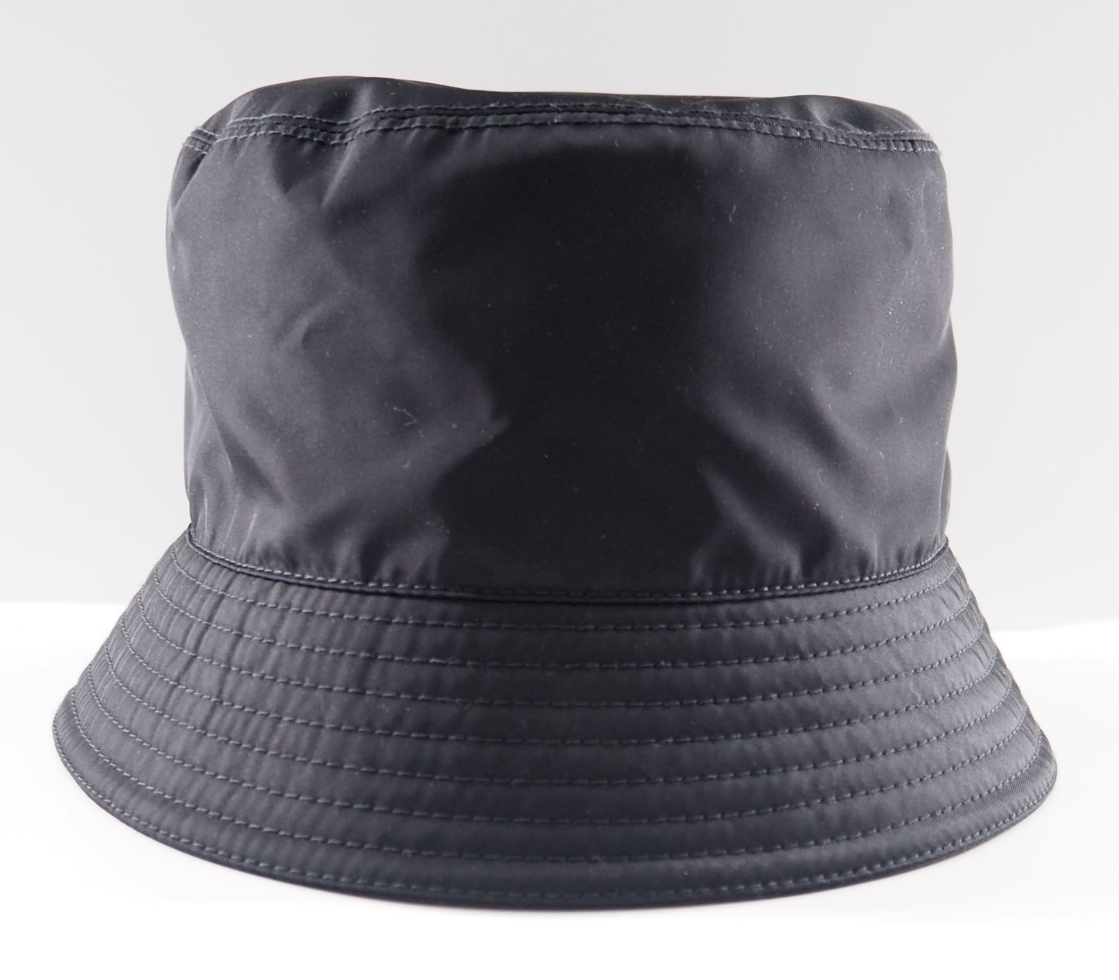 XLサイズ PRADA (プラダ) ナイロン バケットハット ブラック ブラック Re-Nylon バケットハット | PRADA