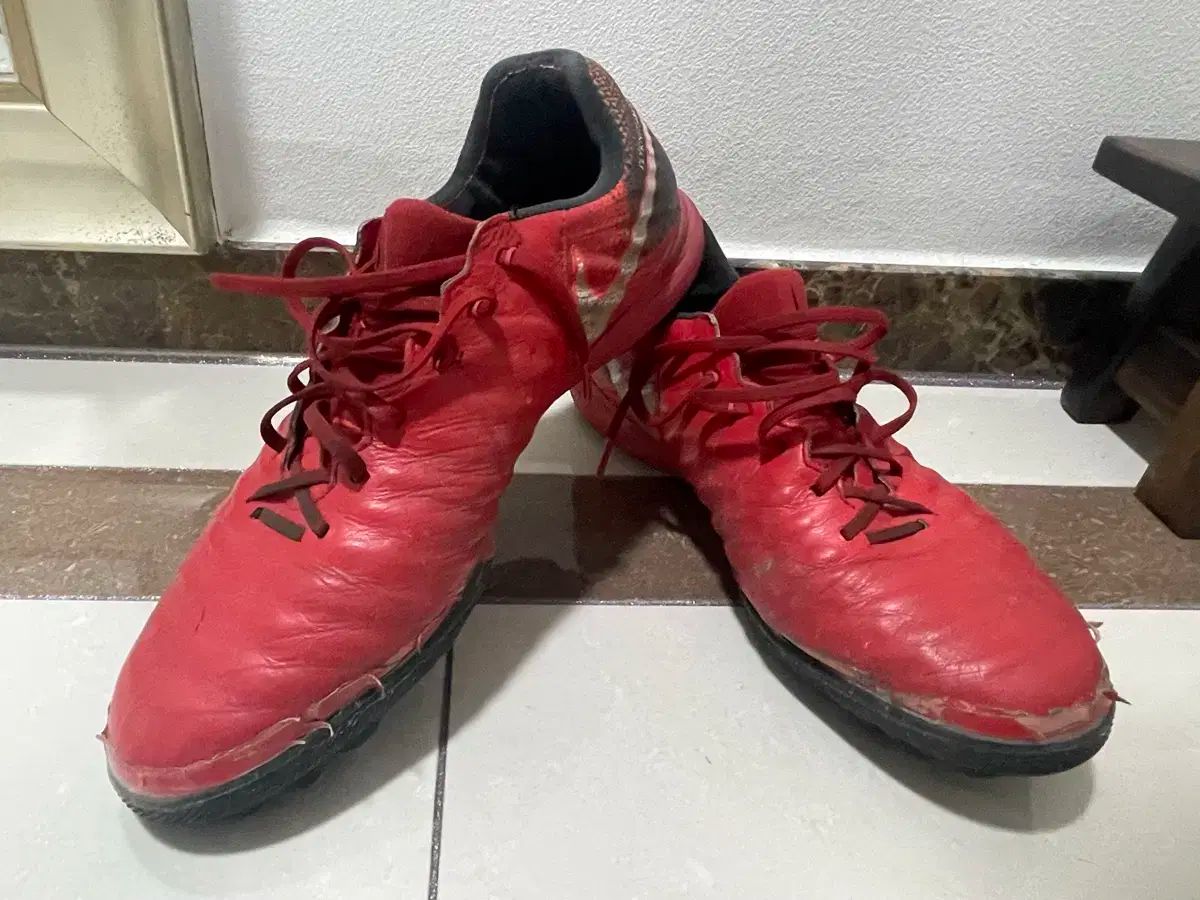 NIKE(ナイキ) ティエンポ プロキシモ 2 TF 280 サイズ 出品