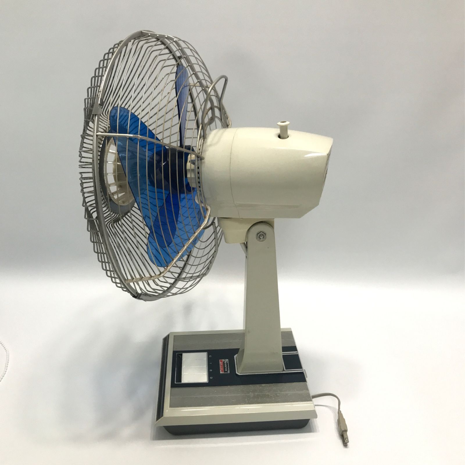 SANYO扇風機　昭和レトロ 30cm SANYO 昭和レトロ 扇風機 3枚羽 EF-30KS サンヨー 三洋電機 - メルカリ