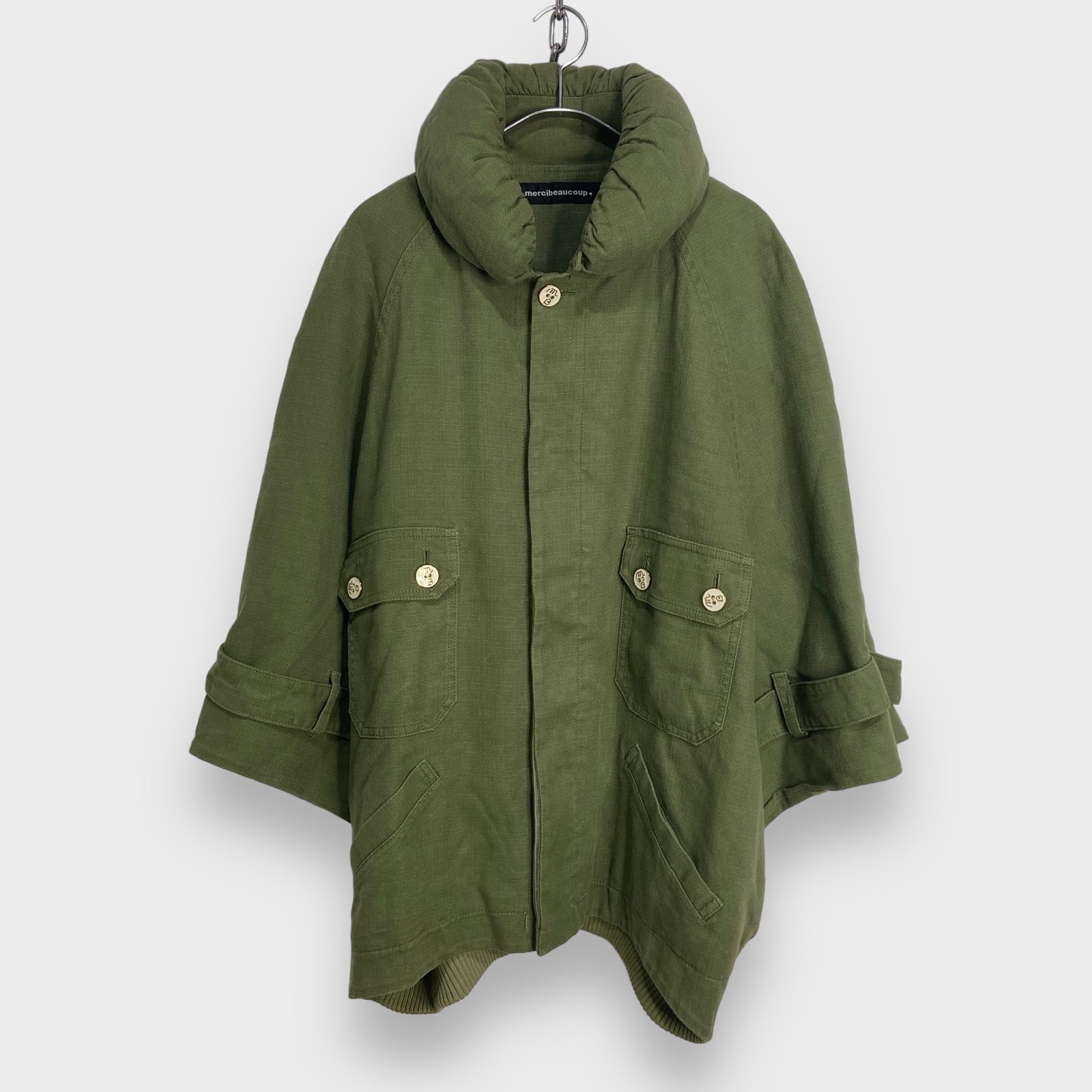 【mercibeaucoup'】バタフライケープ／ポンチョ mercibeaucoup'】バタフライケープ／ポンチョ