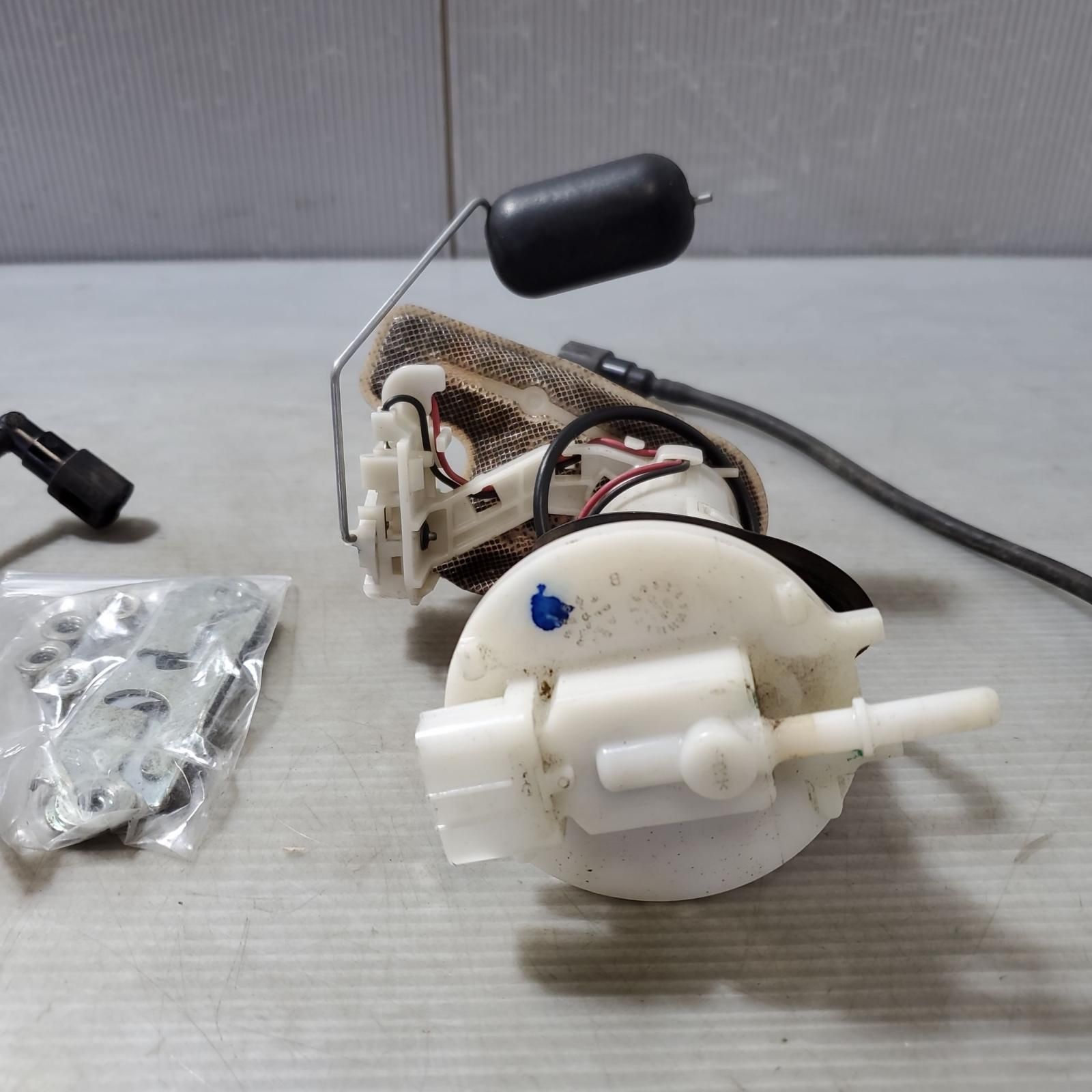 HONDA 郵政カブ110 JA07 フューエル ポンプ C110PRO ホンダ Amazon