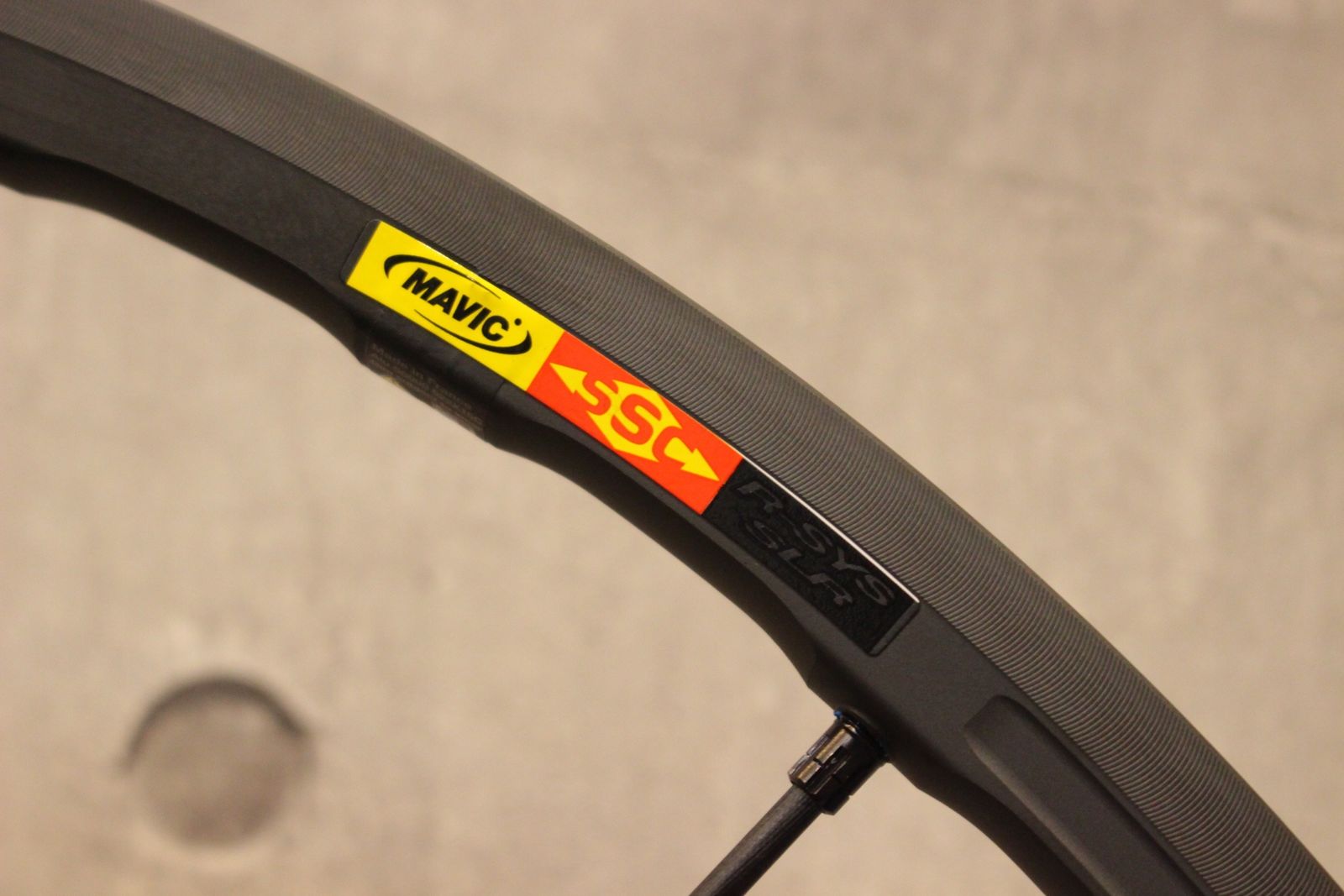 マヴィック MAVIC R-SYS SLR アルミ クリンチャー ホイール
