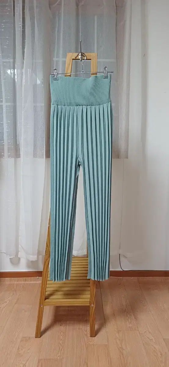 シャーリング ズボン