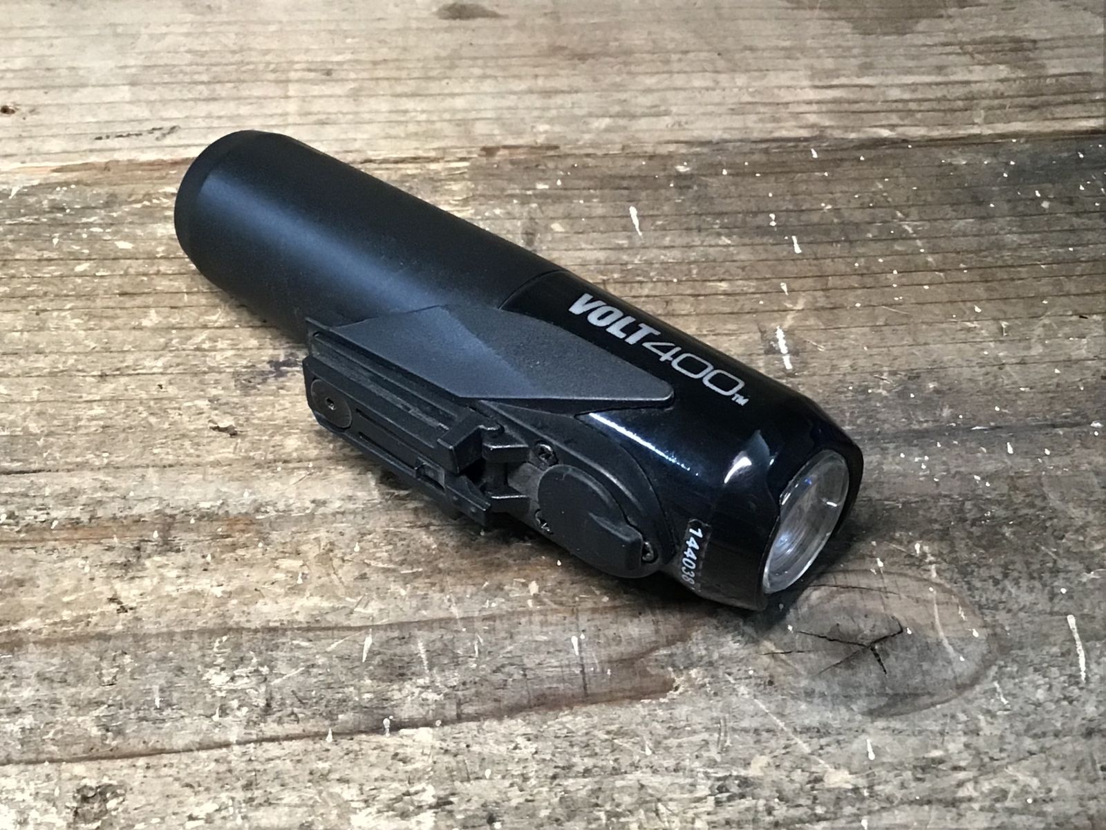 IR965 キャットアイ CATEYE ボルト VOLT400 LED フロントライト 点灯確認済