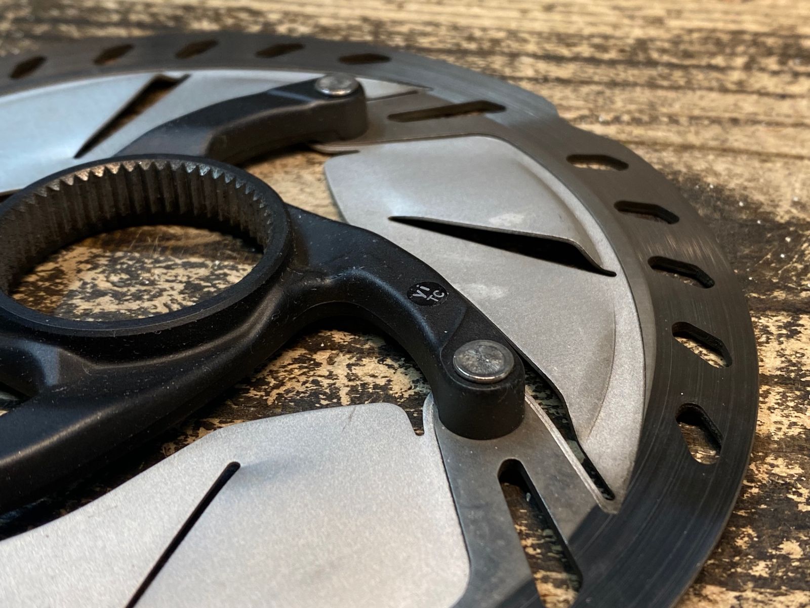 IO362 シマノ SHIMANO アルテグラ ULTEGRA SM-RT800 ディスク