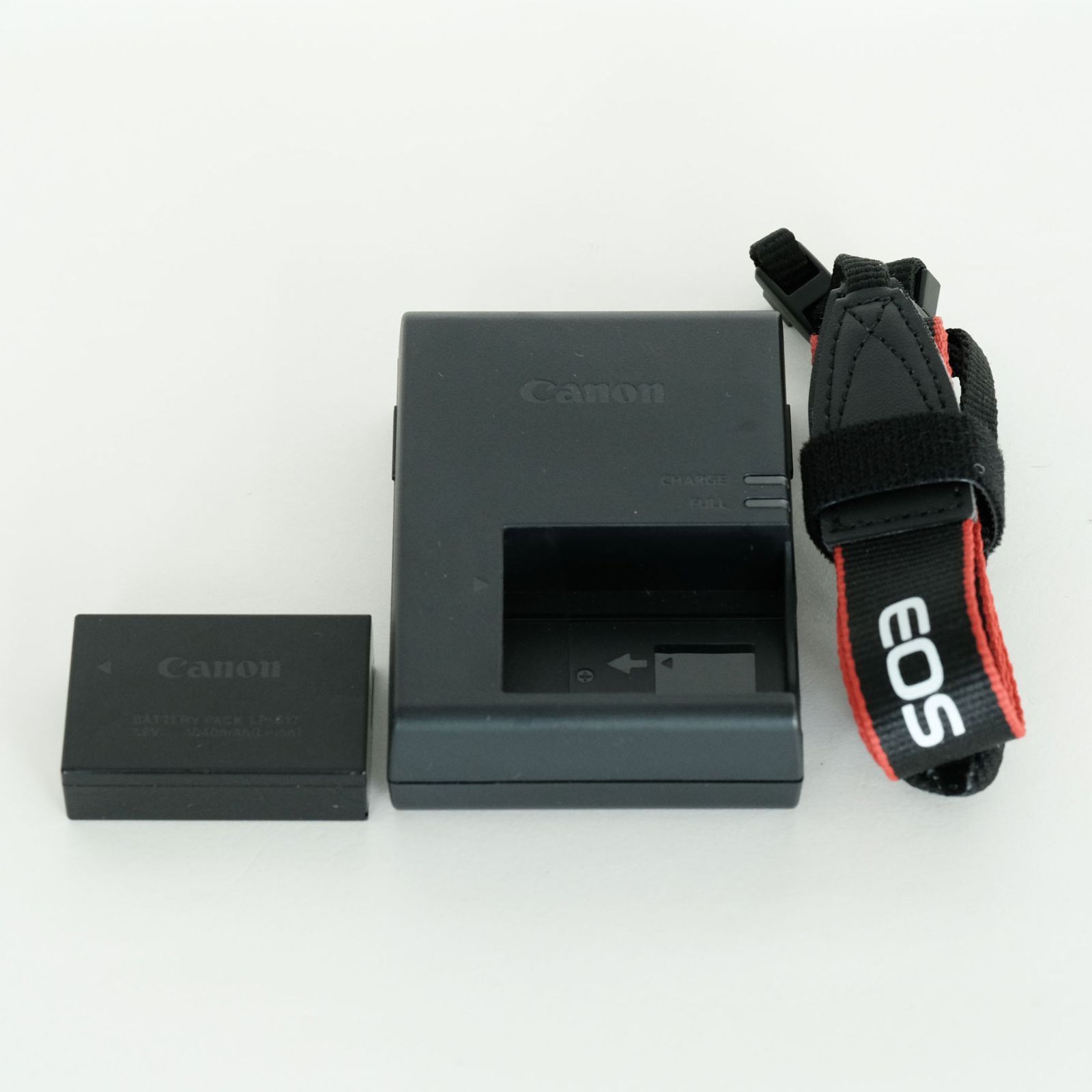 美品｜シャッター数2.3万回以下］ Canon EOS R50 ［ブラック］ EOS R50 新品 89,699円 中古 81,800円 | ネット最安値の価格比較